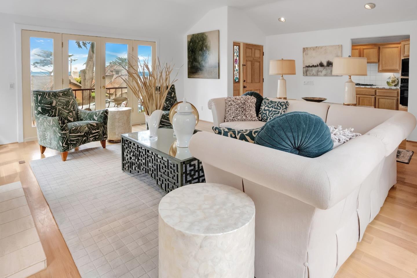 0 San Antonio 2SE of 10th Avenue