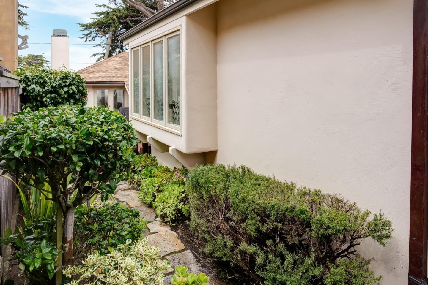 0 San Antonio 2SE of 10th Avenue