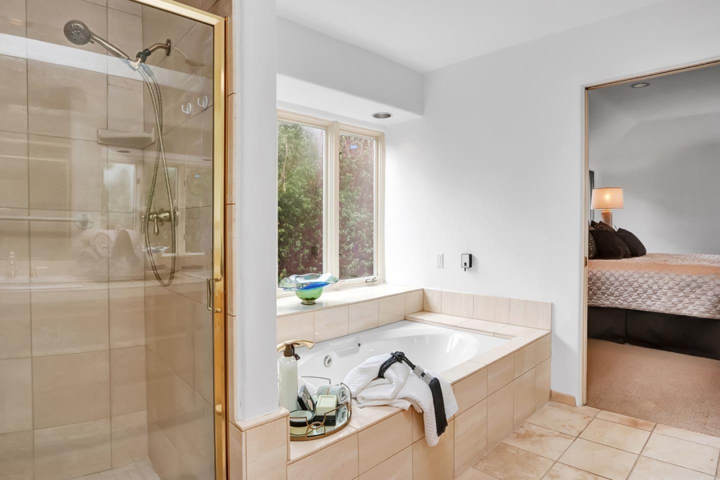 0 San Antonio 2SE of 10th Avenue