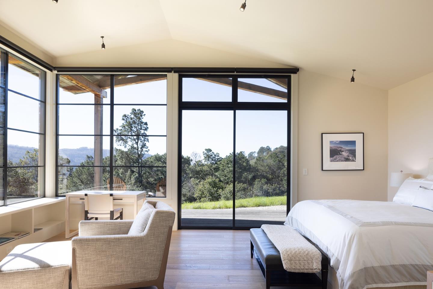 11 Alta Madera