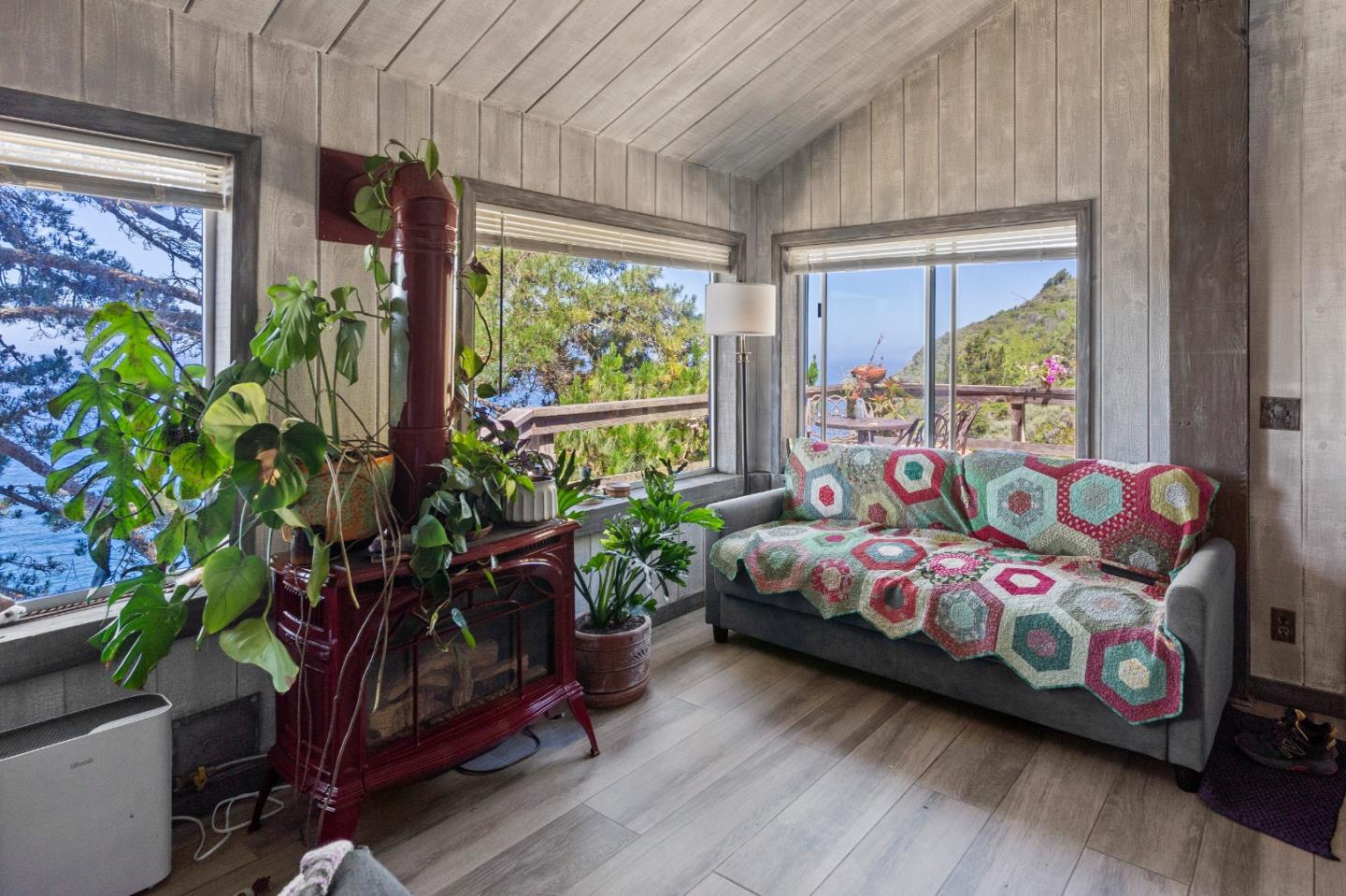 53648 Highway 1