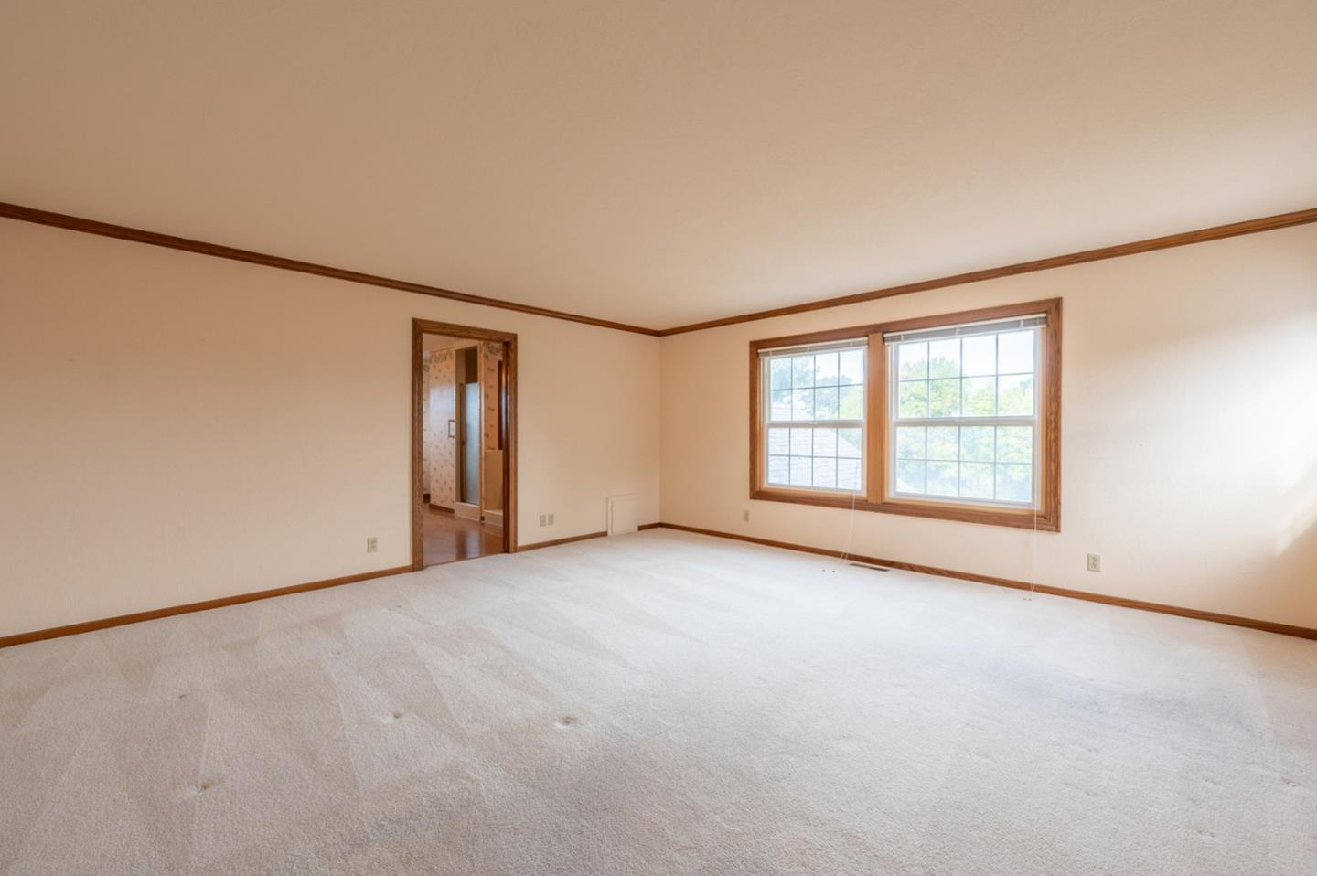 17 Deer Forest Drive
