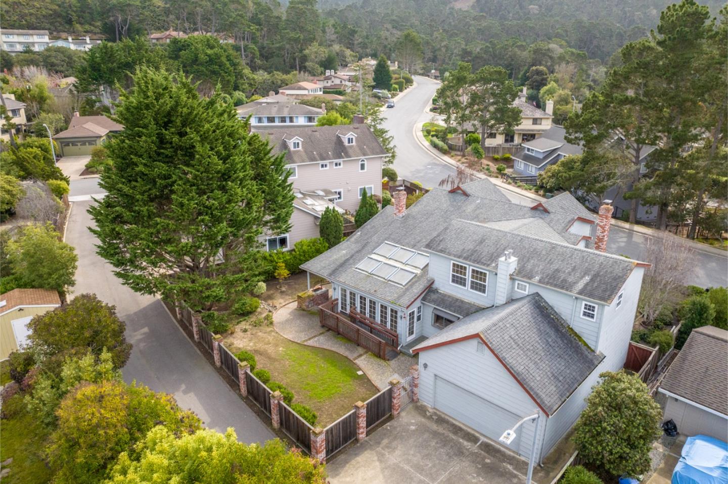 17 Deer Forest Drive