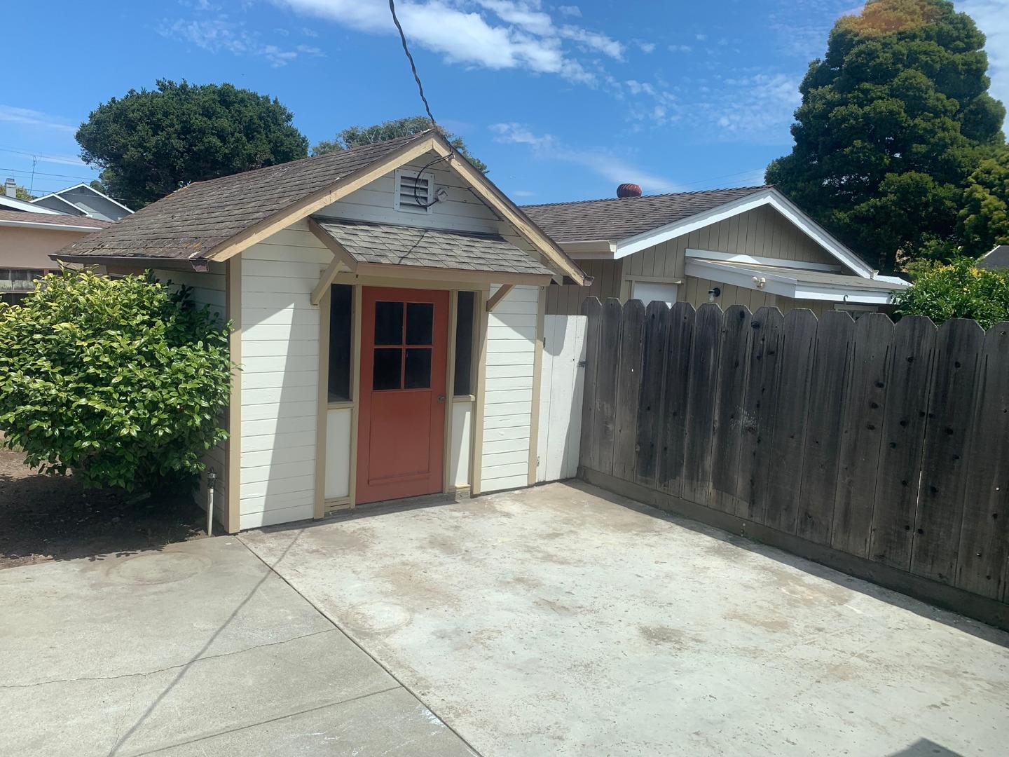 429 Palo Verde Avenue