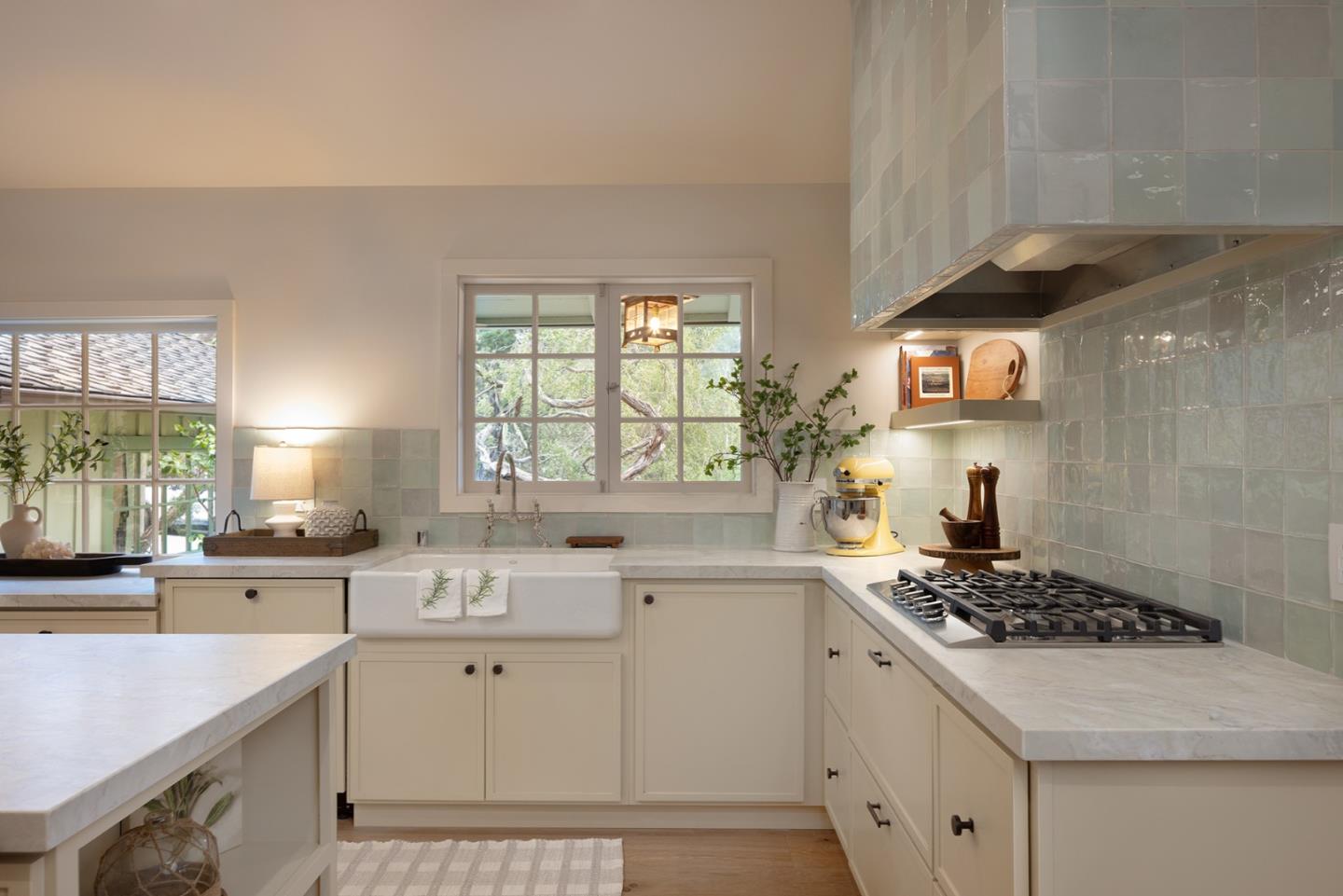 0 Mission 3 NW of Santa Lucia Street