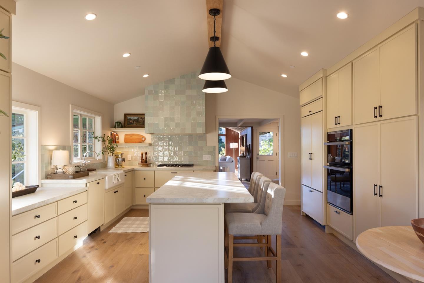 0 Mission 3 NW of Santa Lucia Street