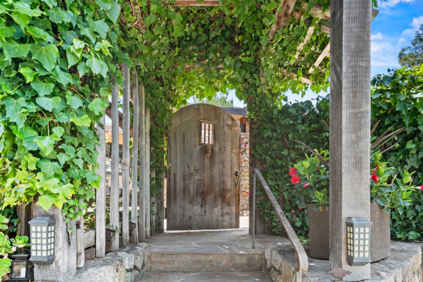 25550 Rio Vista Drive