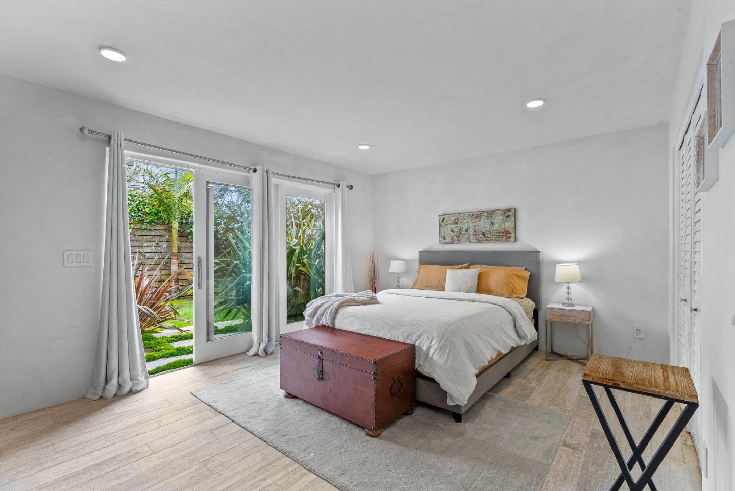 7th 2SW Forest Avenue
