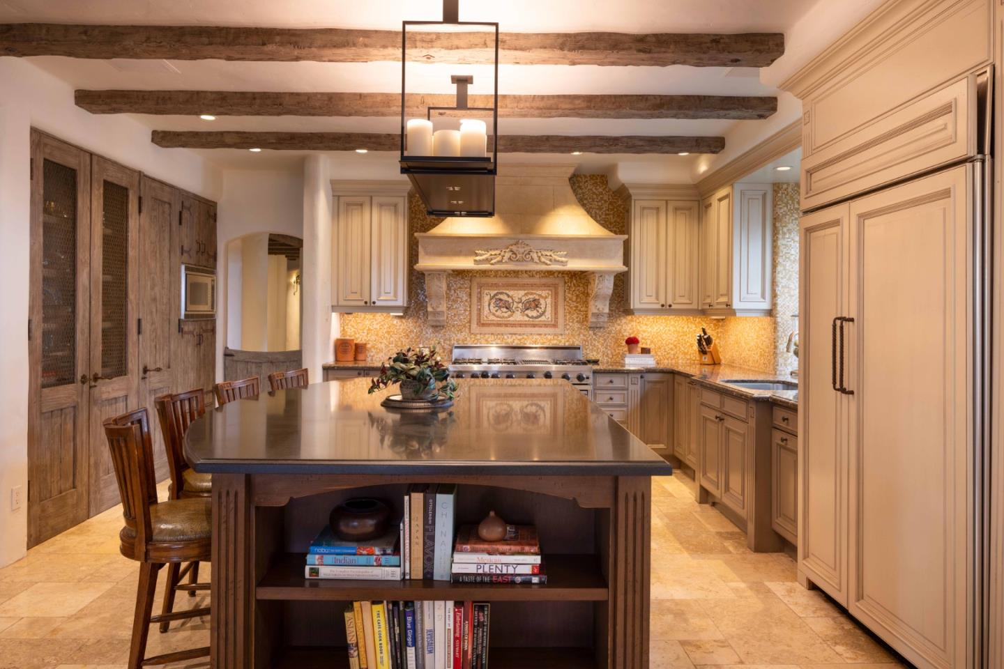 1463 Oleada Road