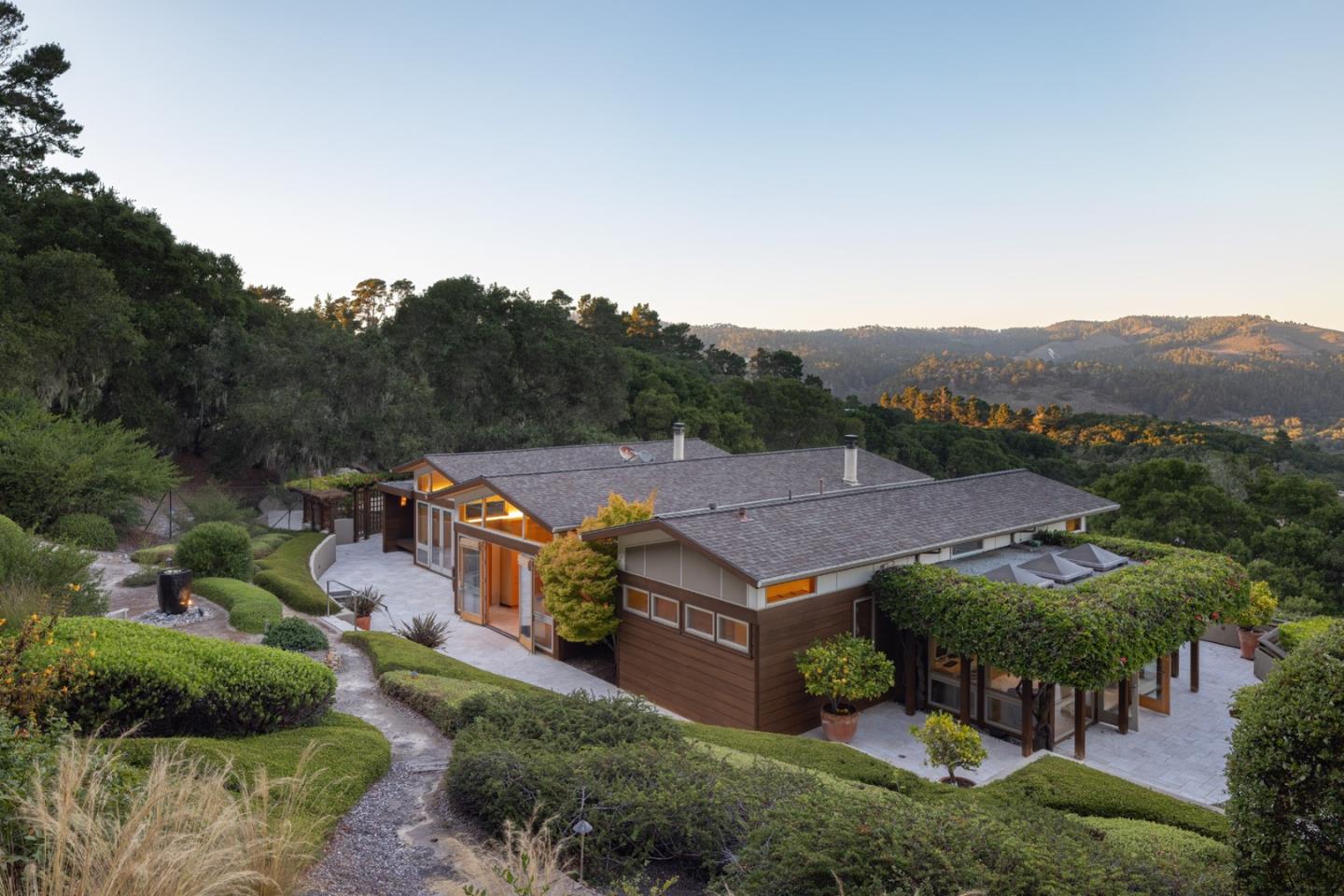 5473 Quail Meadows Drive