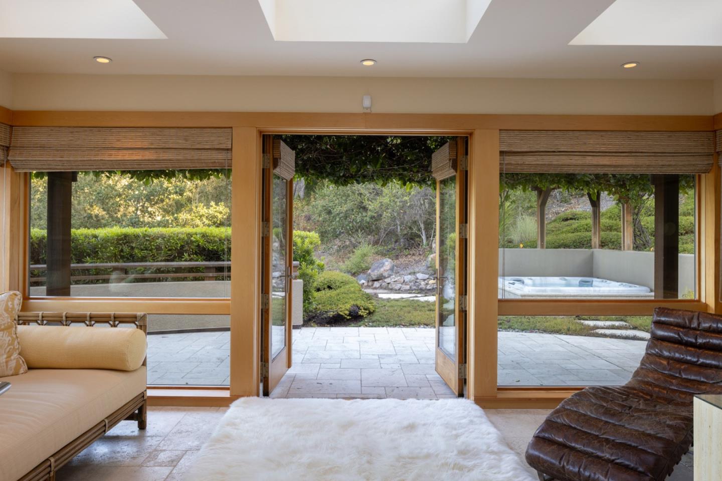 5473 Quail Meadows Drive