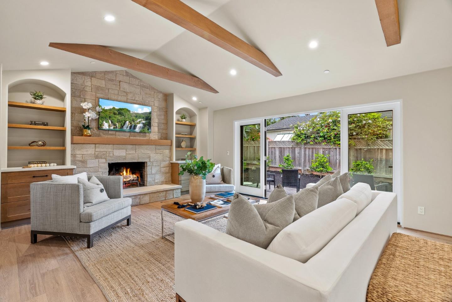 2869 Forest Lodge Road