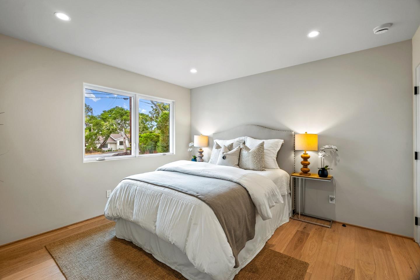 2869 Forest Lodge Road