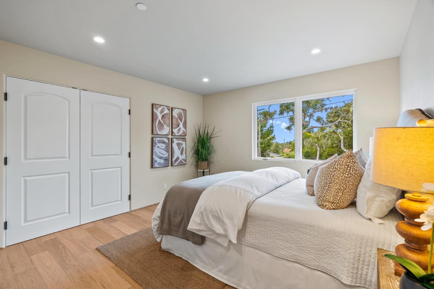 2869 Forest Lodge Road