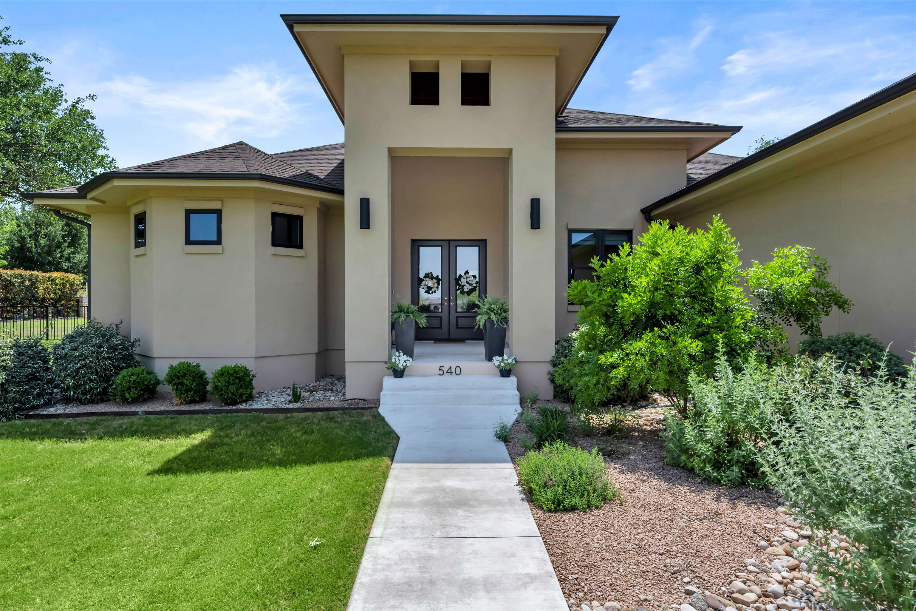 540 Legends Parkway