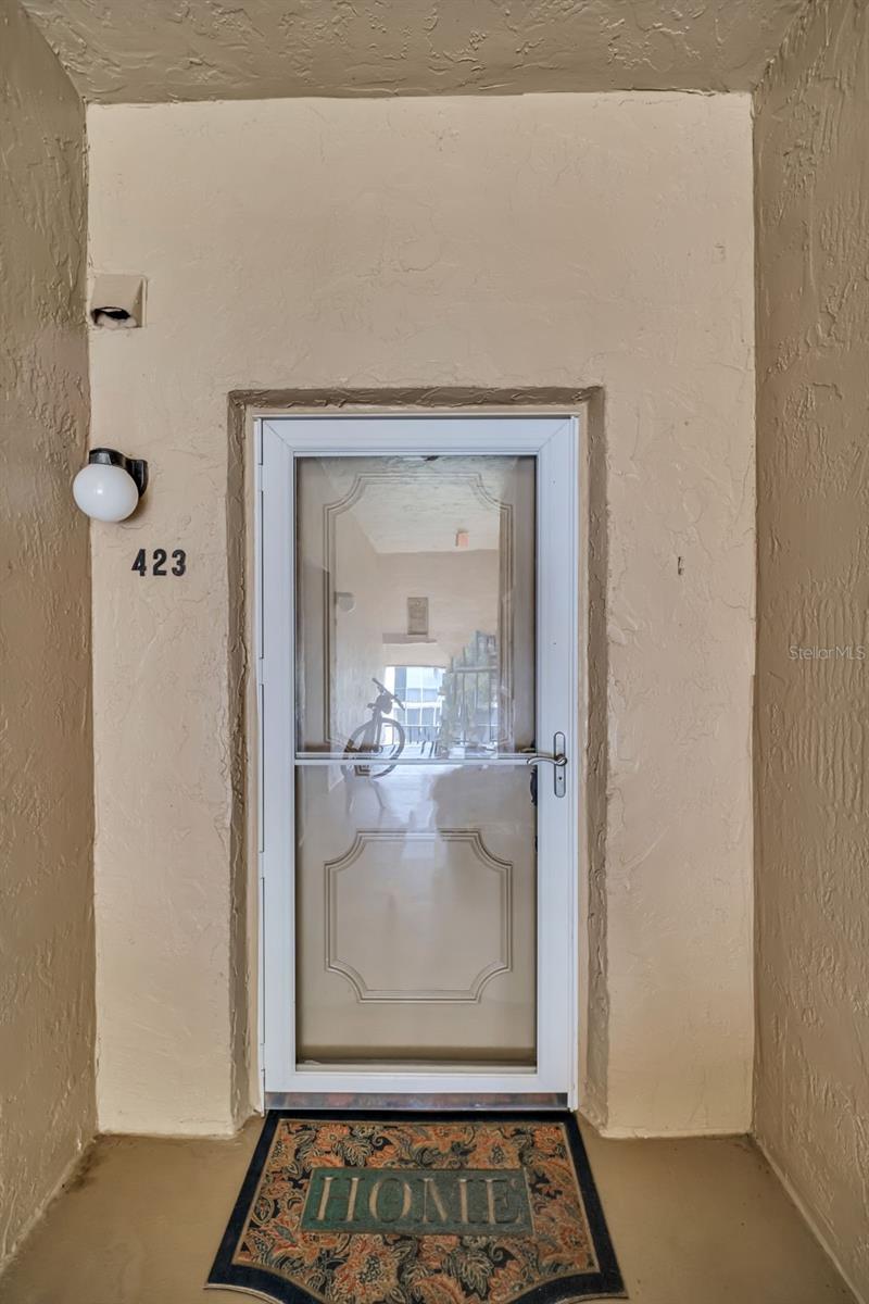 90 S HIGHLAND AVE #423