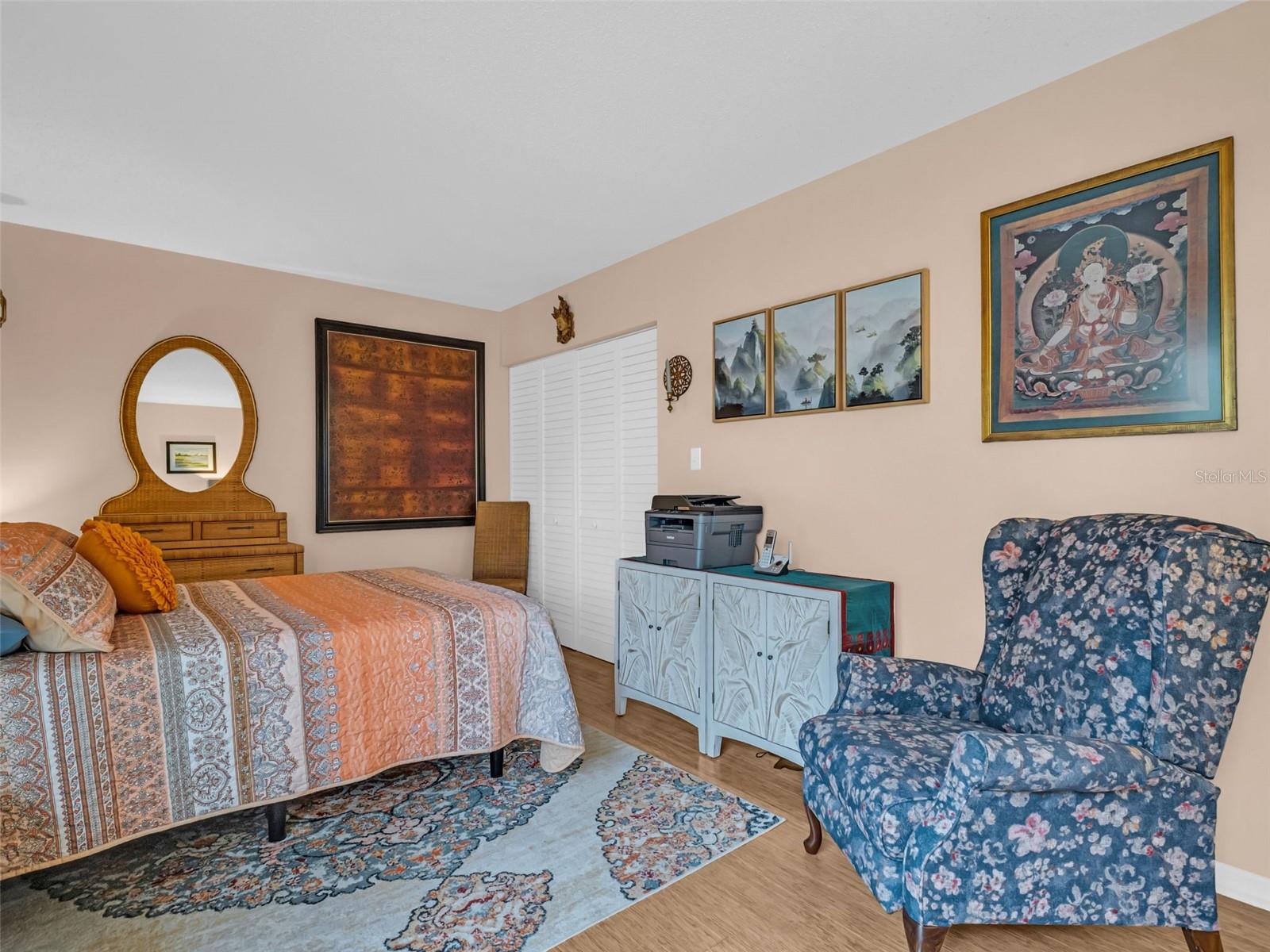 90 S HIGHLAND AVE #423