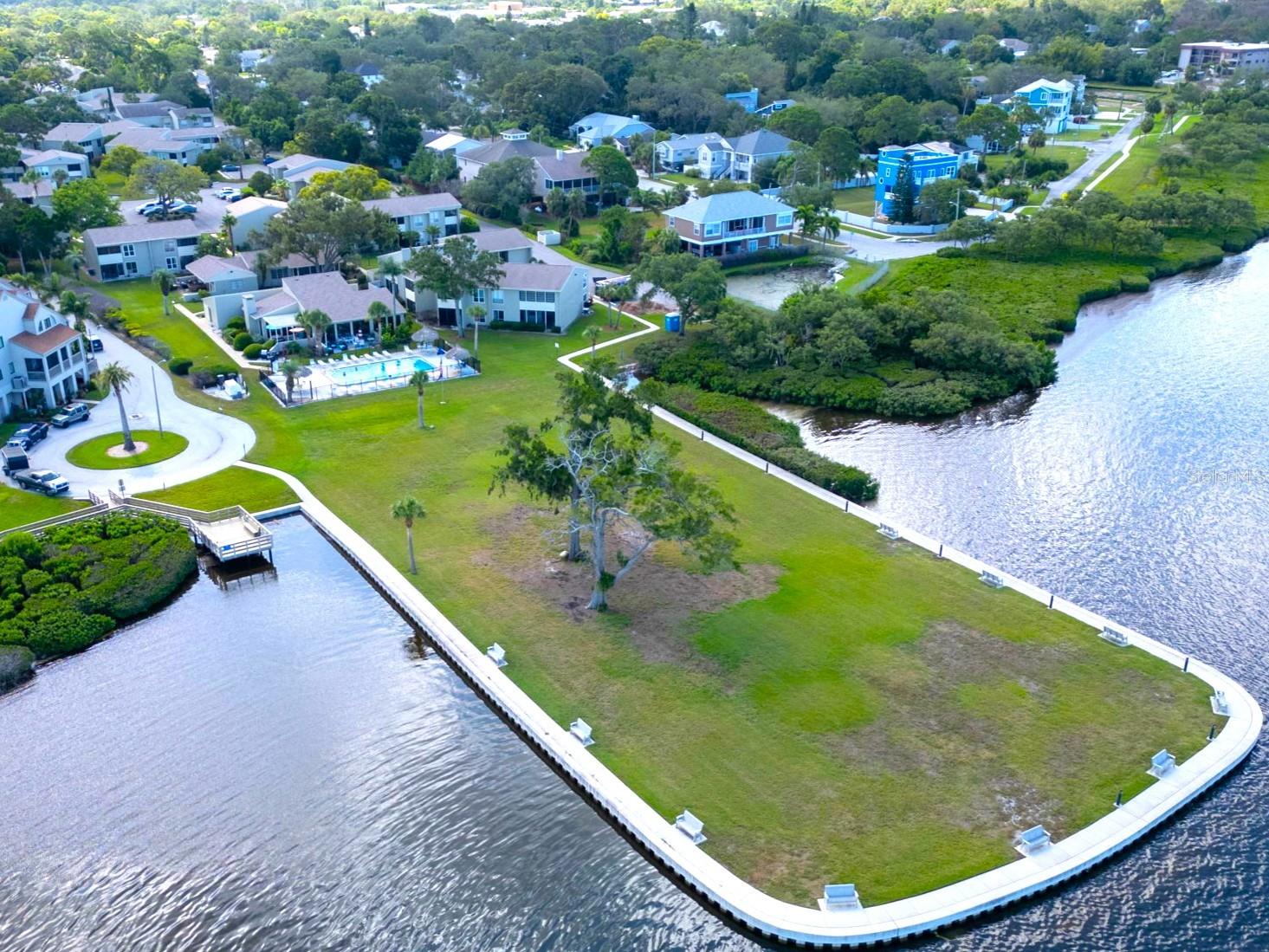 401 WINDRUSH BAY DR