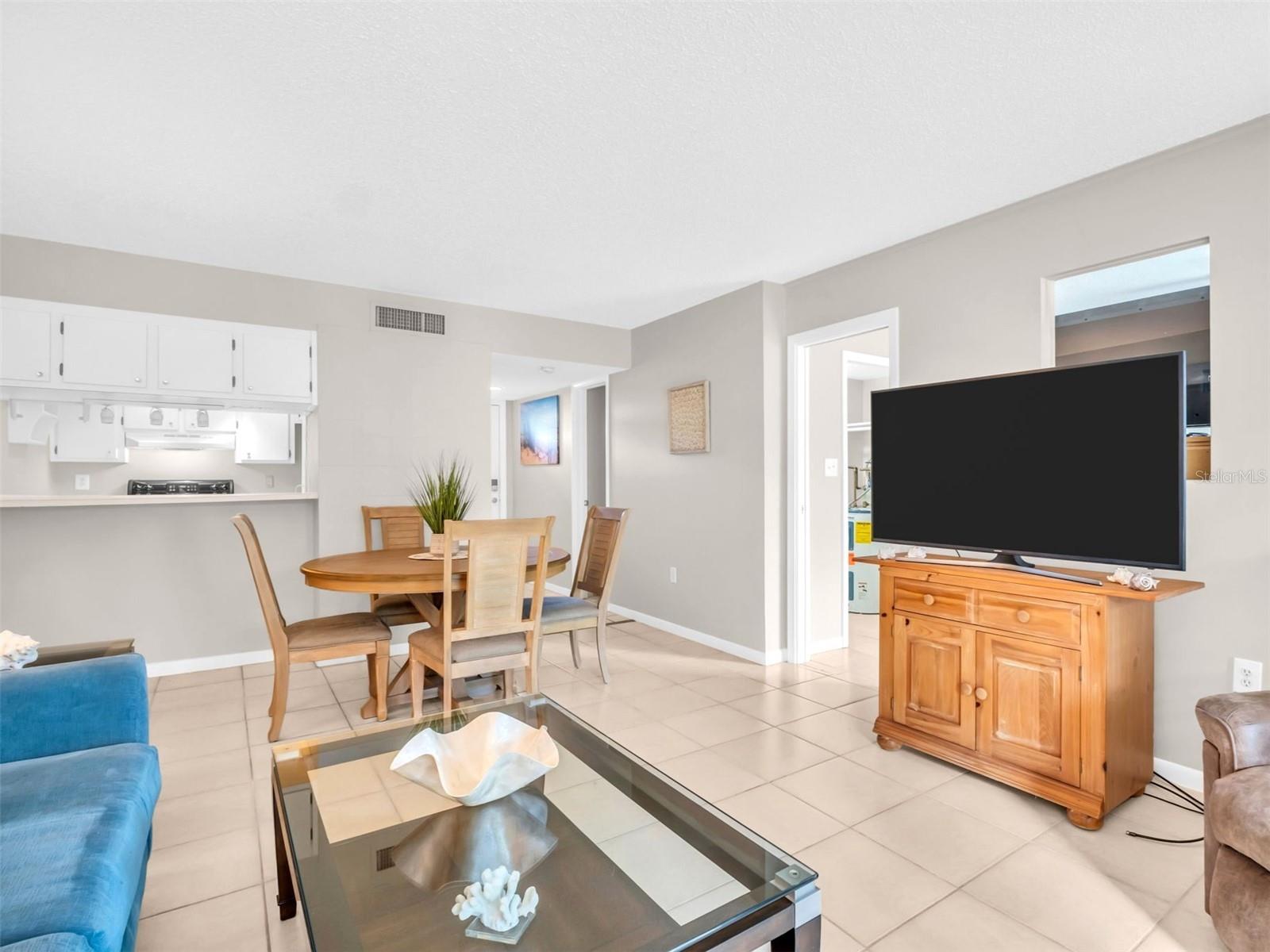 401 WINDRUSH BAY DR