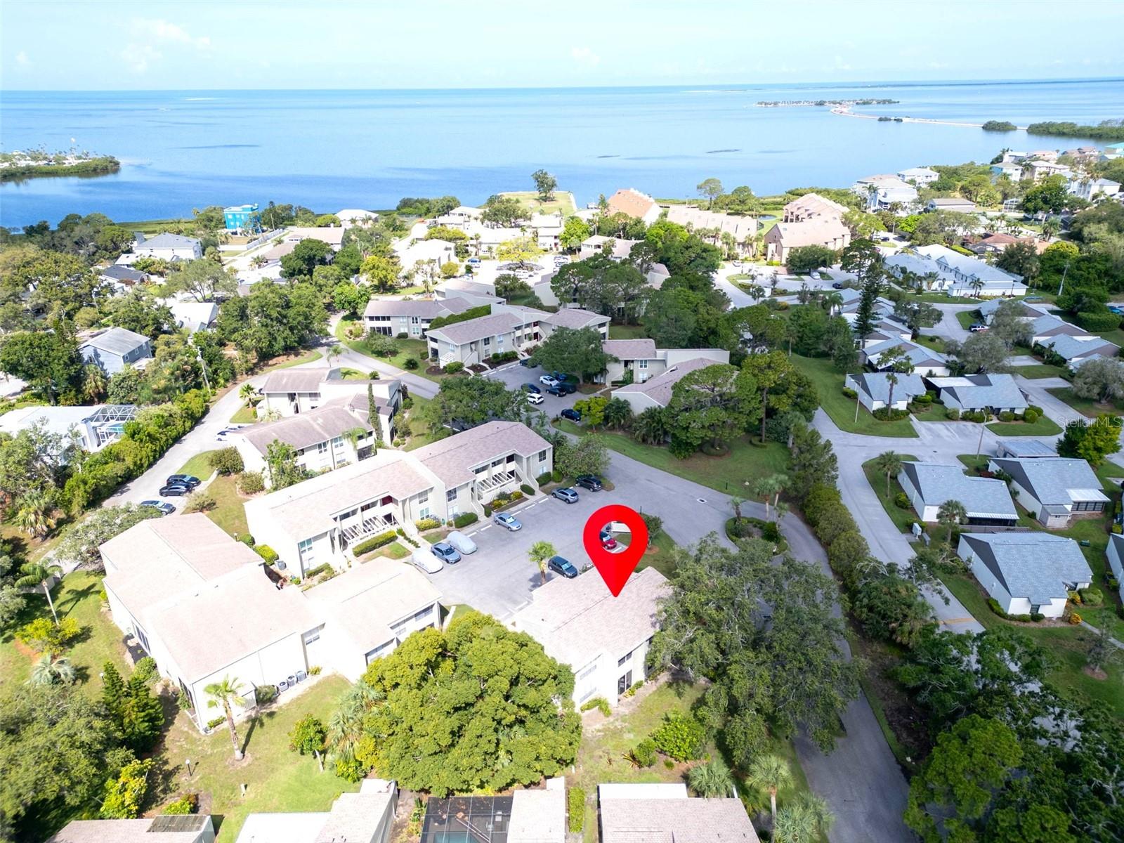 401 WINDRUSH BAY DR