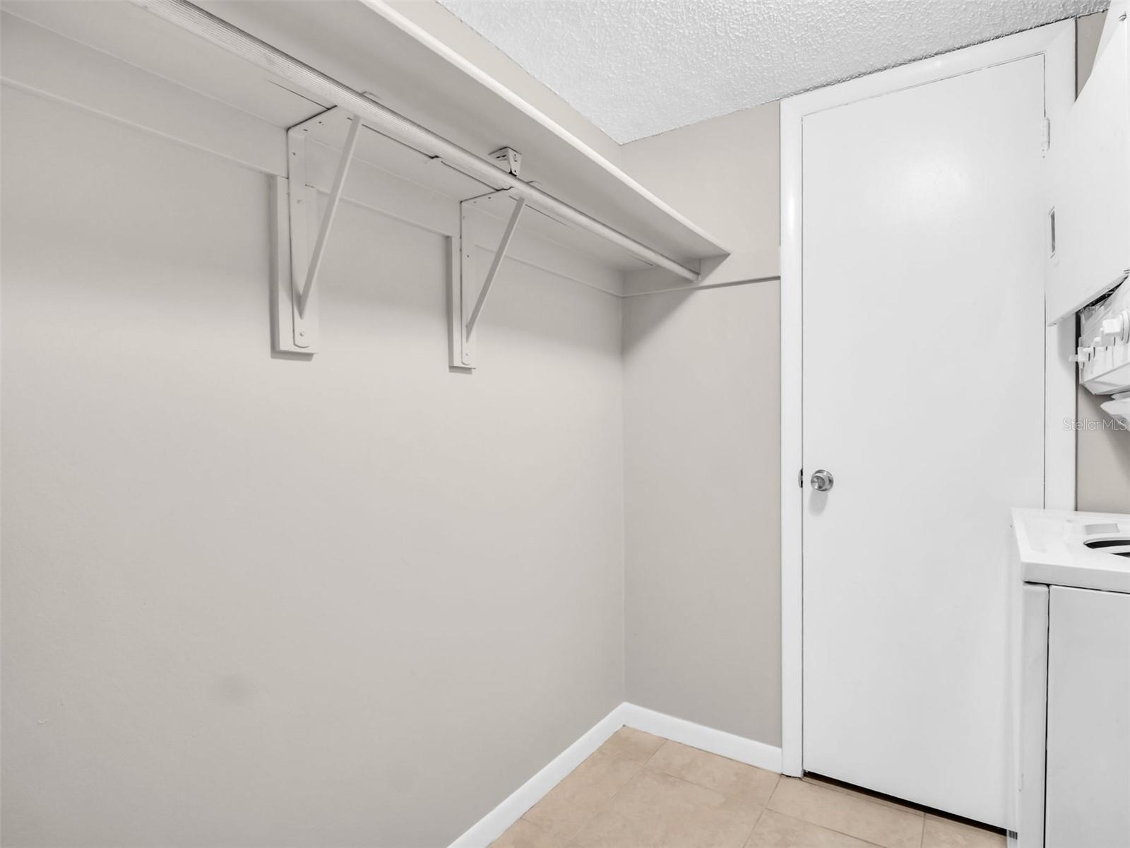 401 WINDRUSH BAY DR