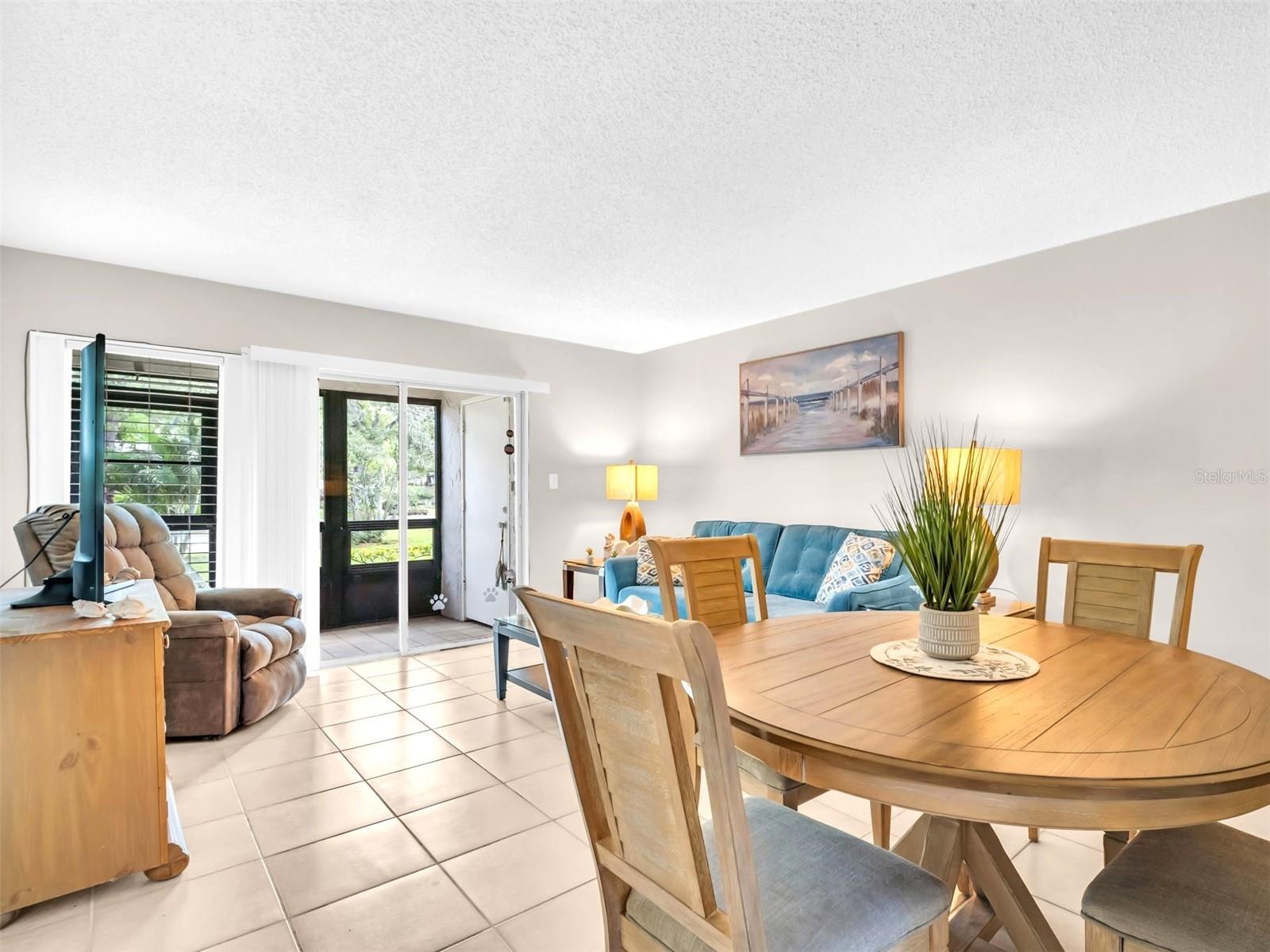 401 WINDRUSH BAY DR