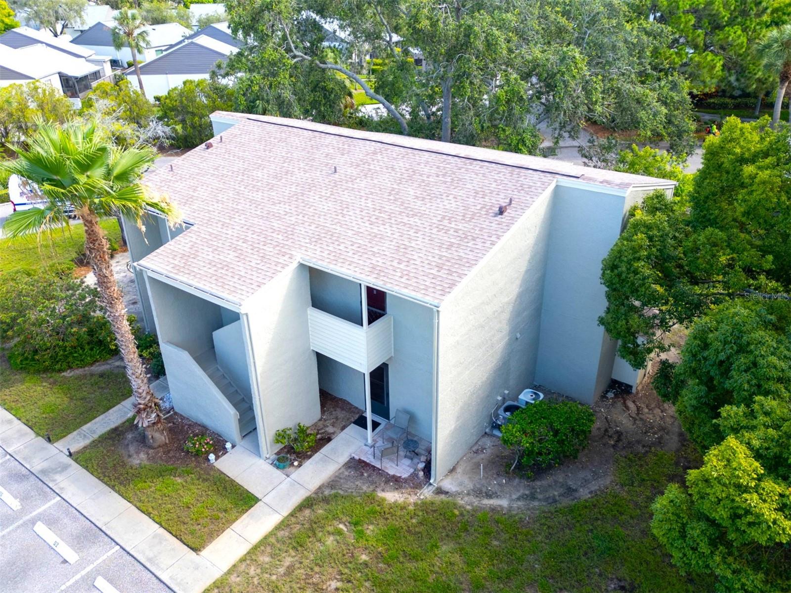 401 WINDRUSH BAY DR