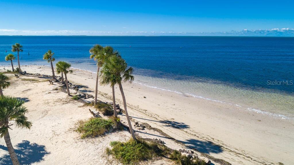 401 WINDRUSH BAY DR