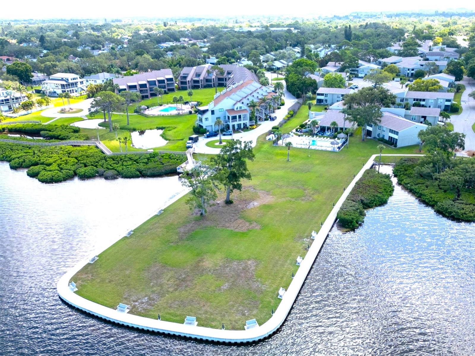 401 WINDRUSH BAY DR