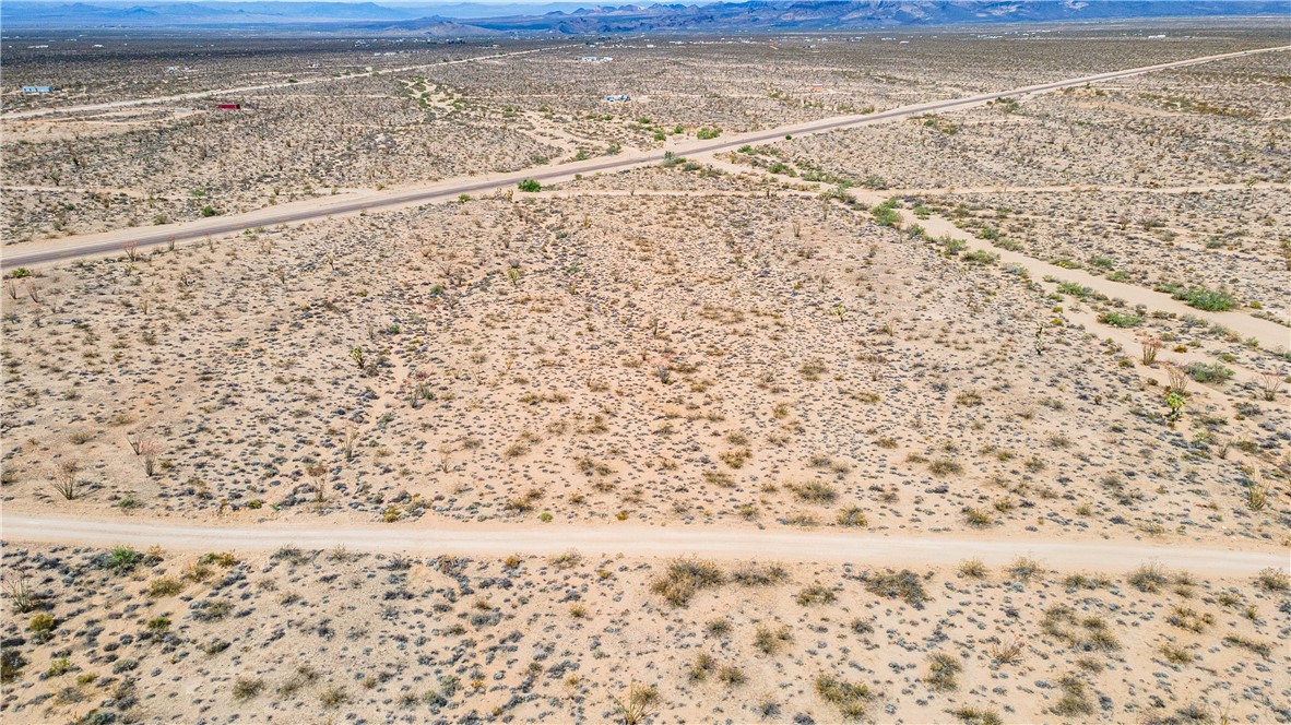 Lot 5 S Desert View