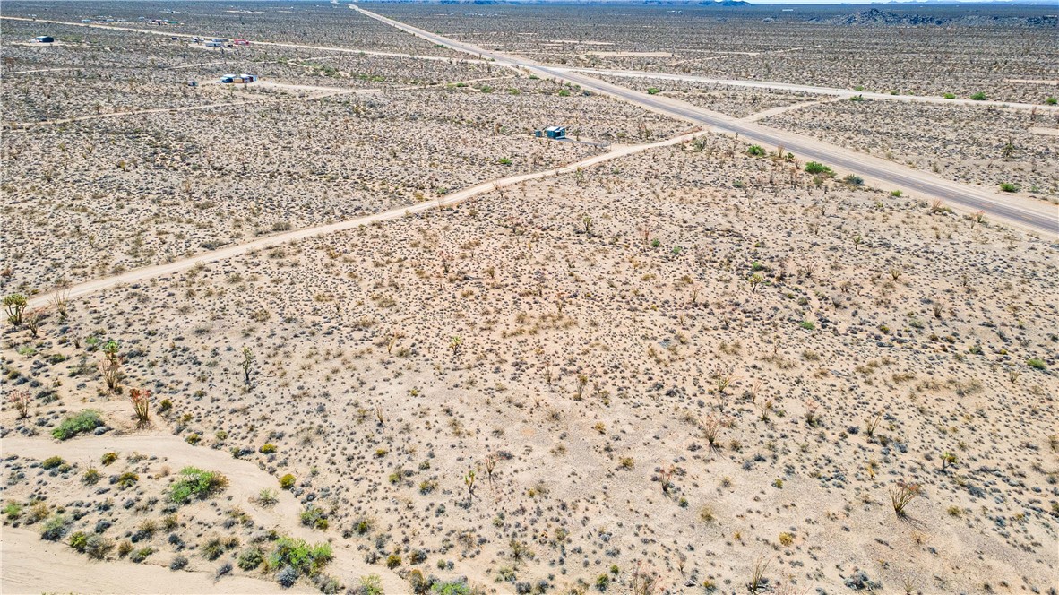 Lot 5 S Desert View