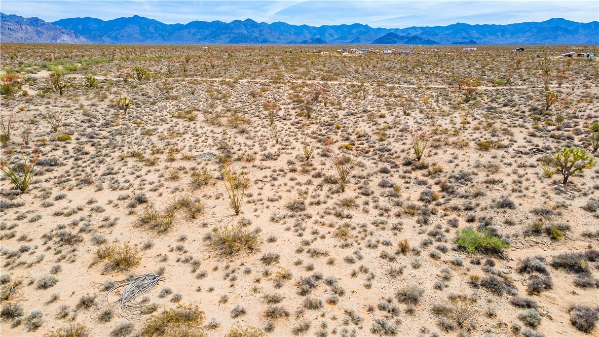 Lot 5 S Desert View