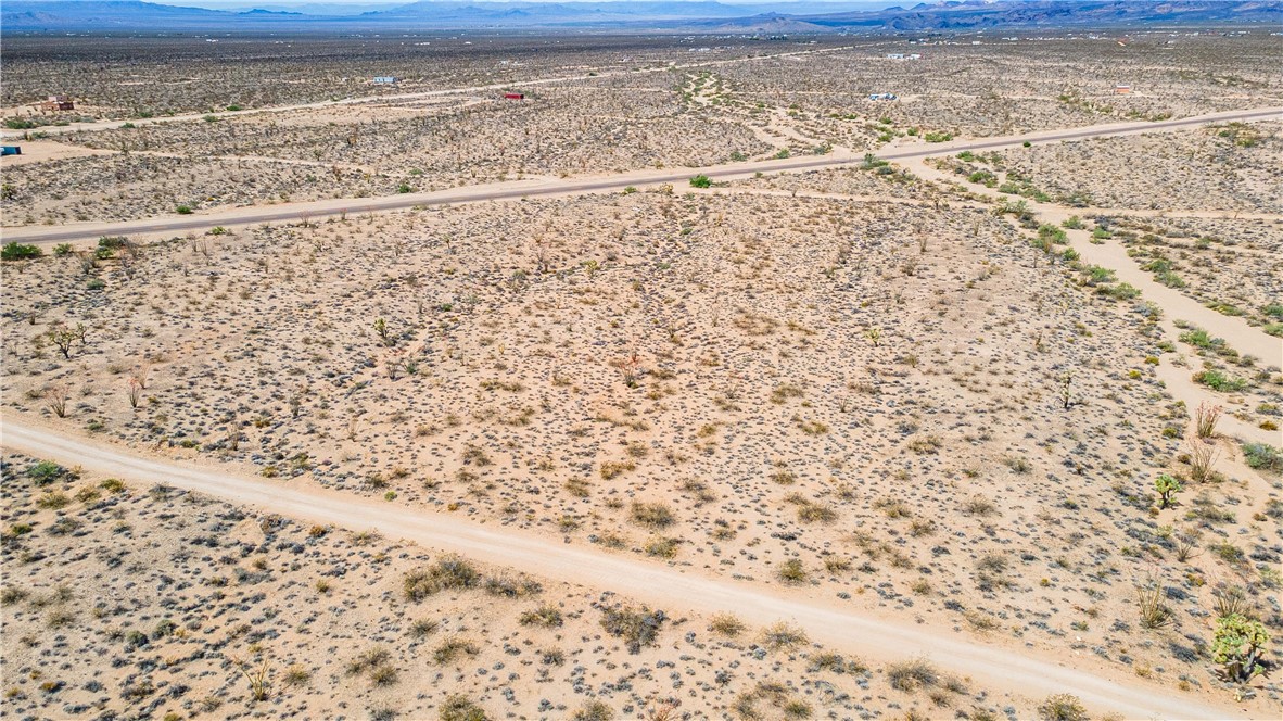 Lot 5 S Desert View