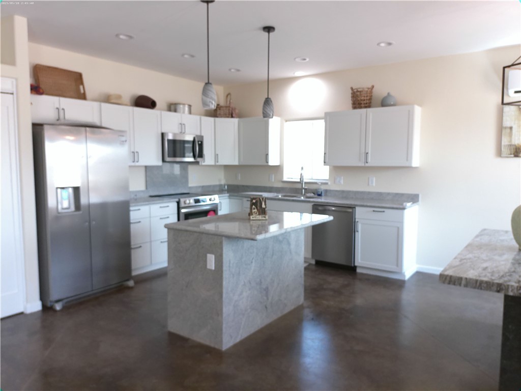 7185 E Cactus Drive