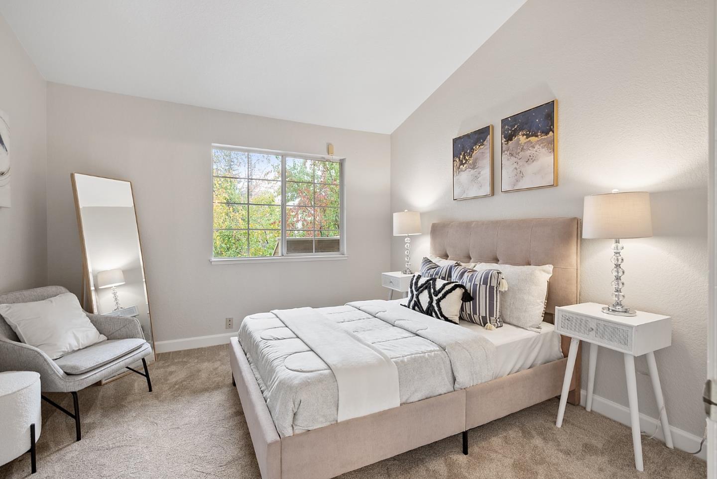 5964 Bridgeport Lake Way