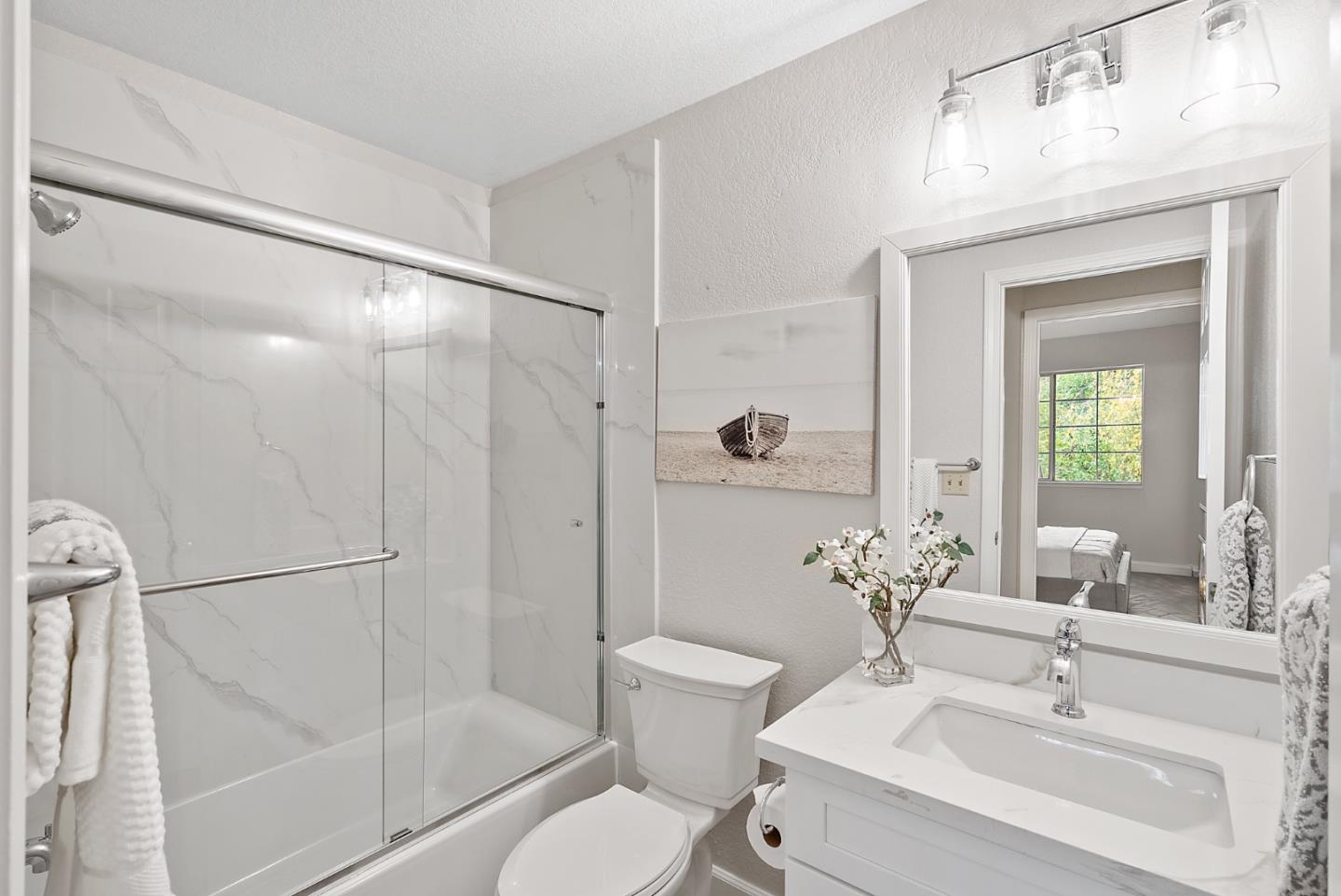 5964 Bridgeport Lake Way