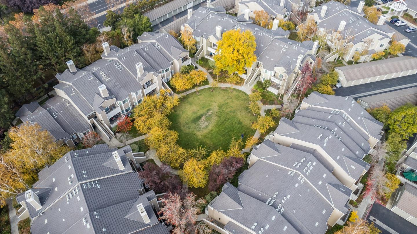 5964 Bridgeport Lake Way