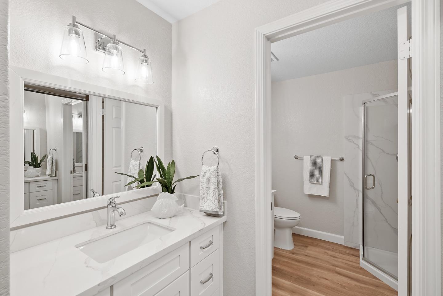 5964 Bridgeport Lake Way