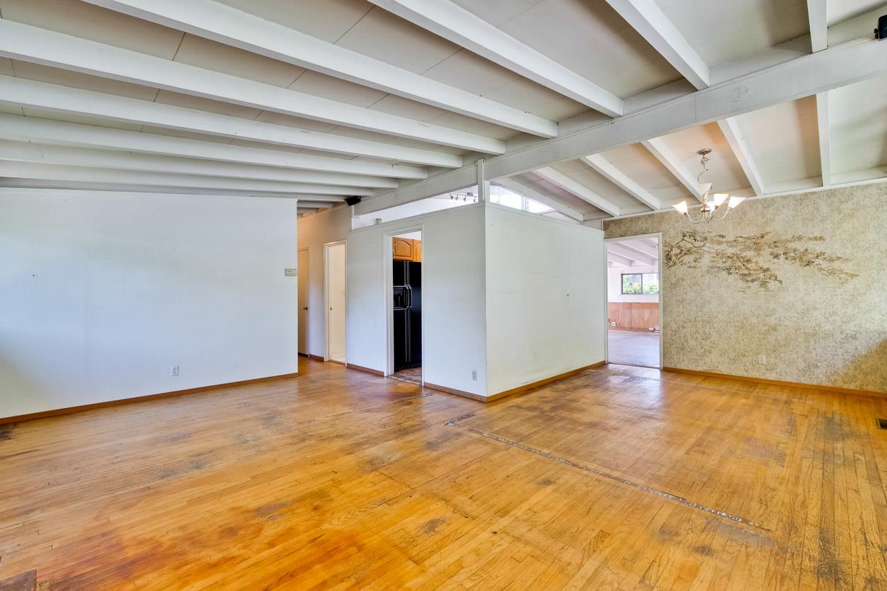 2375 Adele AVE