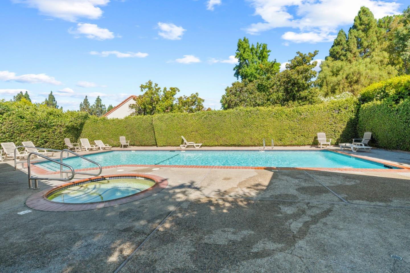 3694 Rocky Creek CT