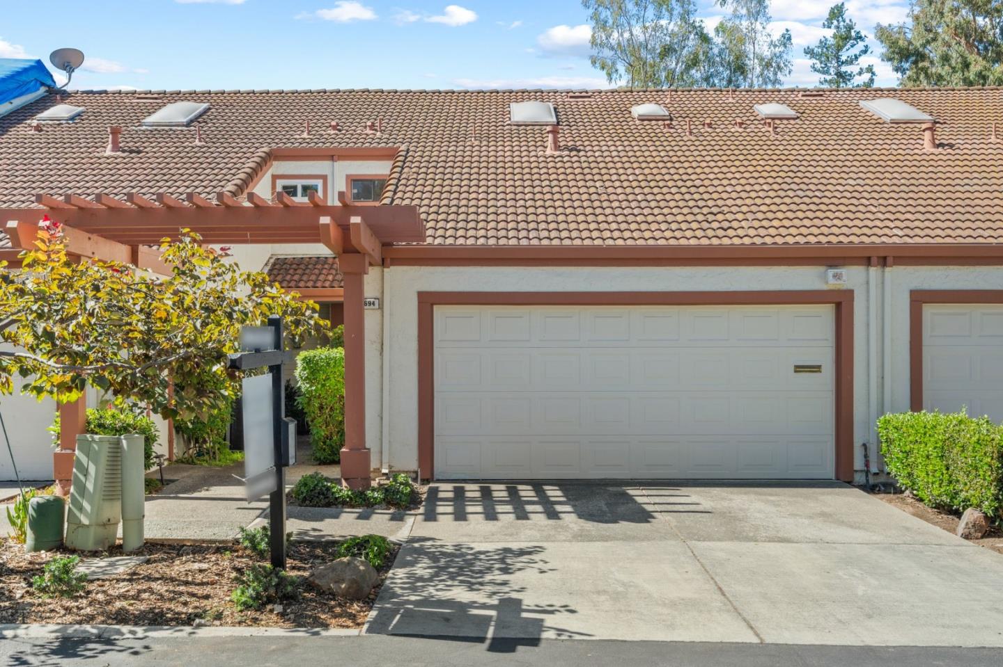 3694 Rocky Creek CT