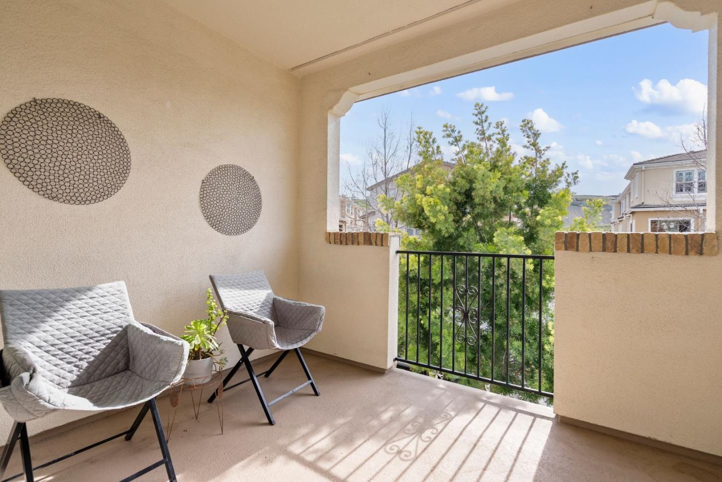 2758 Montecito Vista WAY 3