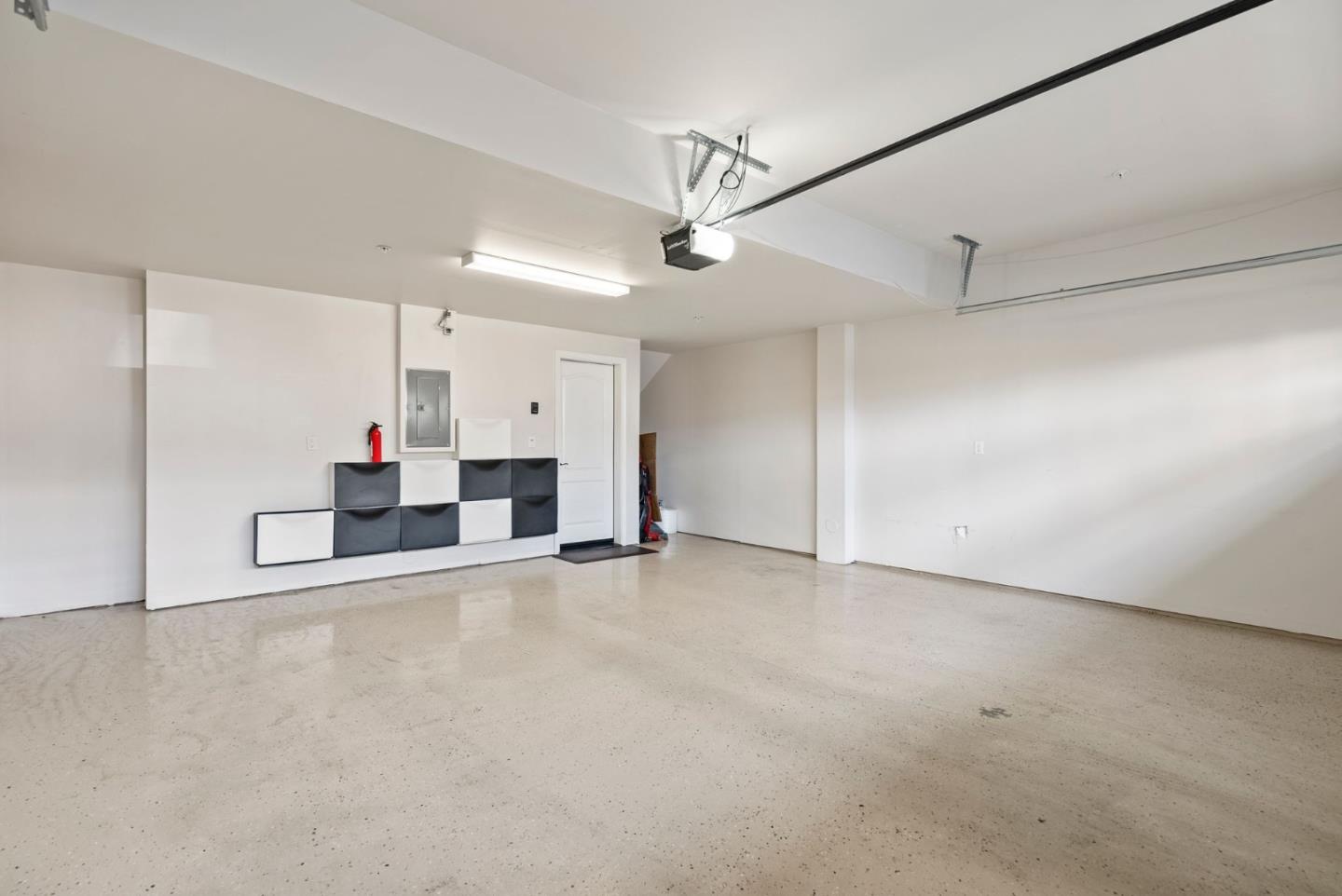 2758 Montecito Vista WAY 3