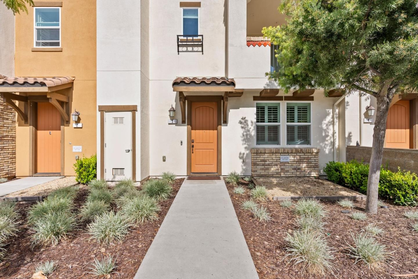 2758 Montecito Vista WAY 3