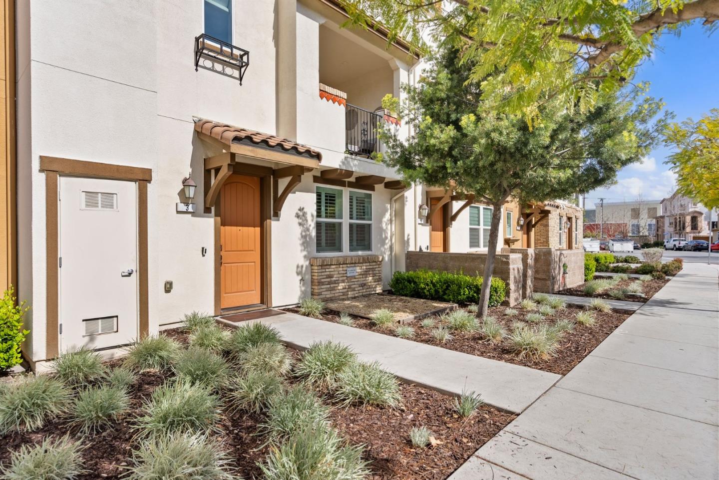 2758 Montecito Vista WAY 3