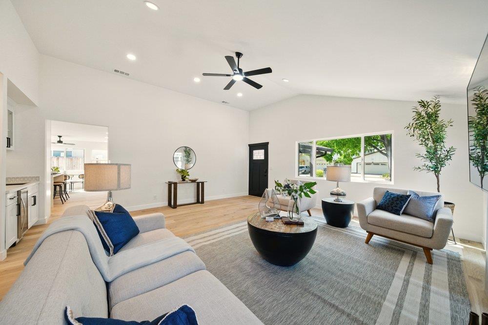 311 Lassenpark CIR