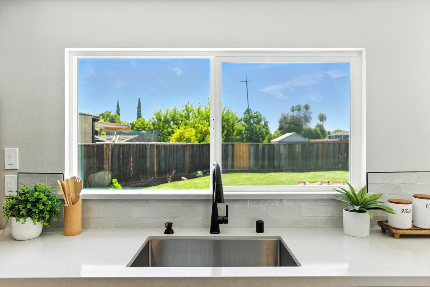 2924 Via Encinitas