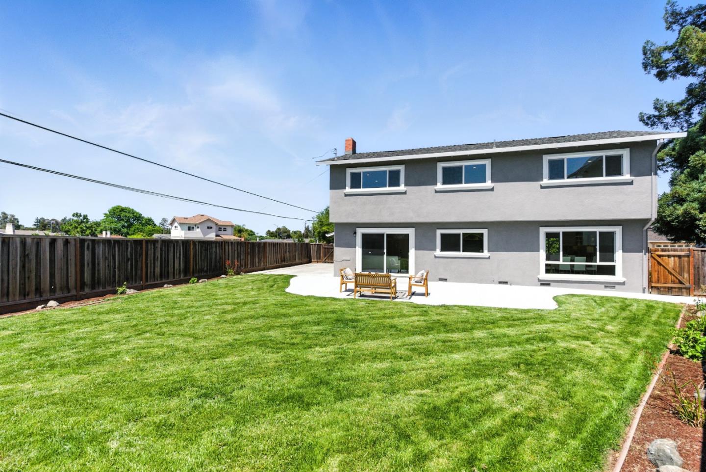 2924 Via Encinitas