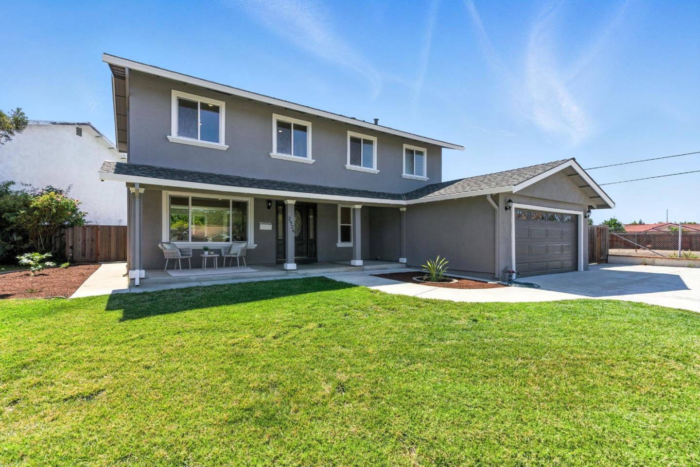 2924 Via Encinitas