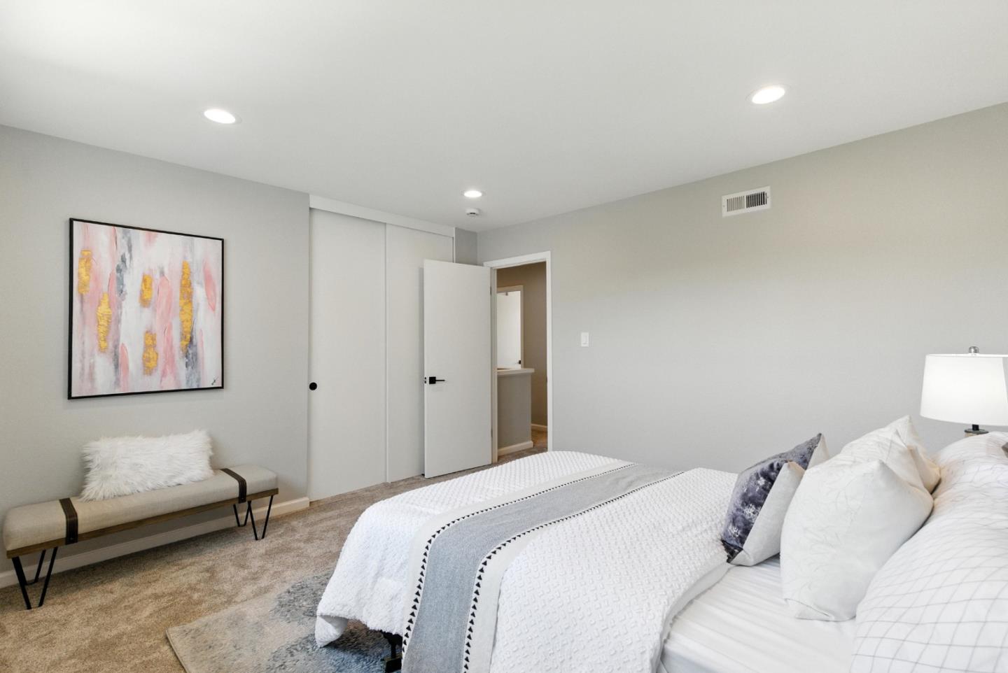 2924 Via Encinitas